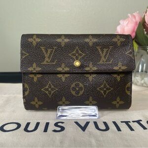Authentic Vintage Louis Vuitton Monogram International Wallet (Discontinued)